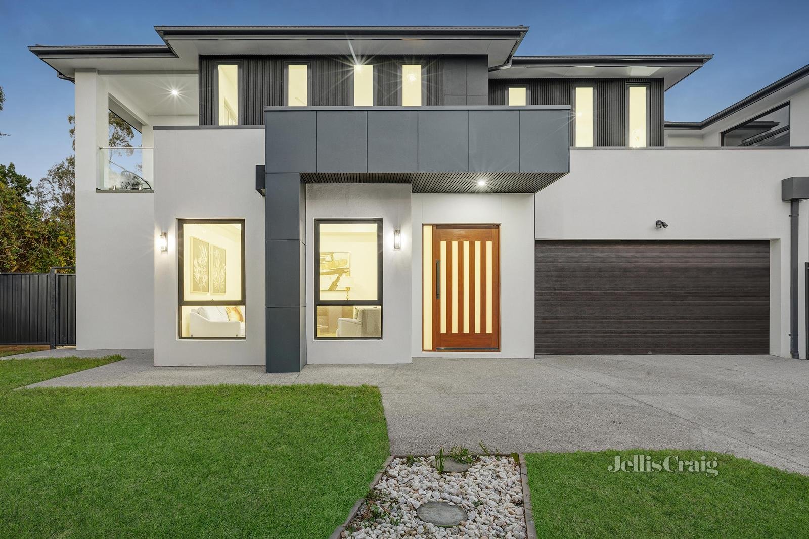 42 Forster Road, Mount Waverley image 2