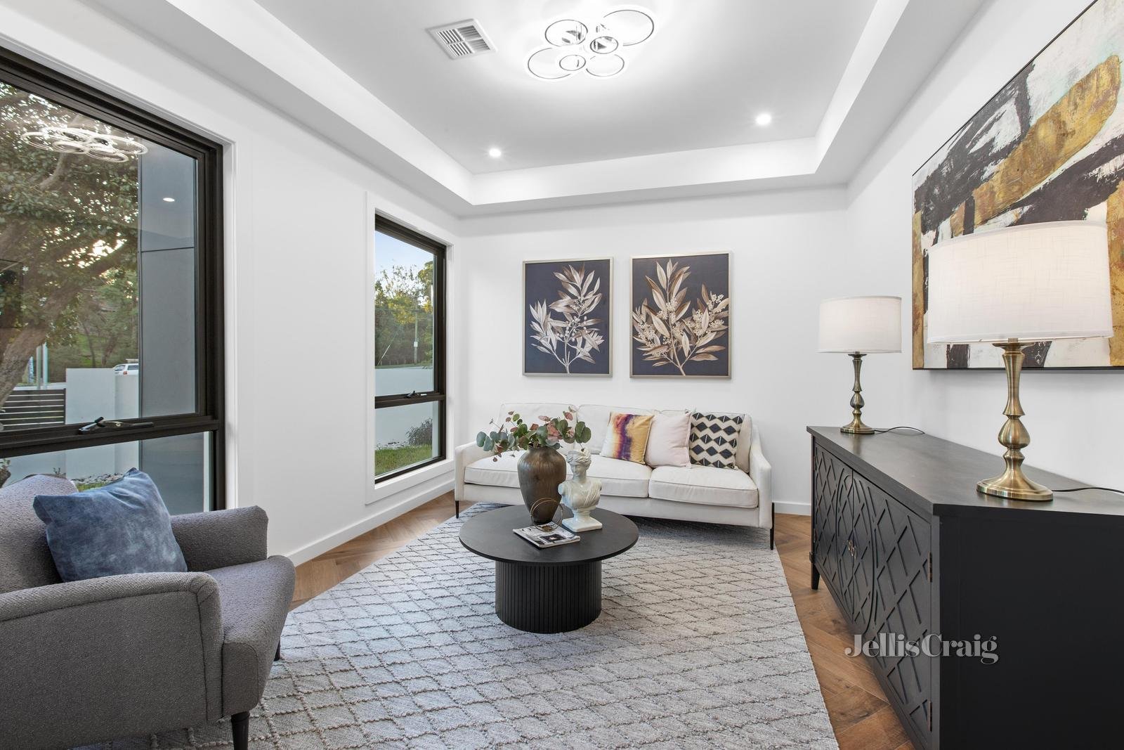 42 Forster Road, Mount Waverley image 7