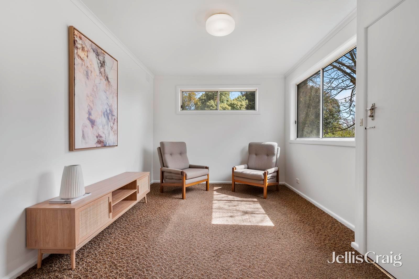 42 Gissing Street, Blackburn South image 3