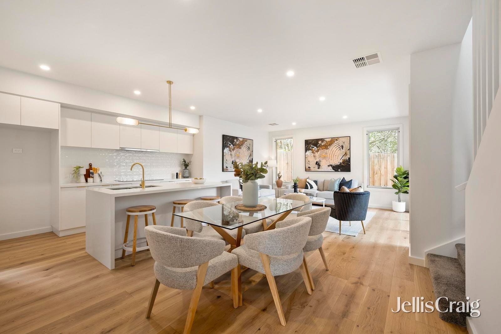 4/2 Harrison Street, Mitcham image 4