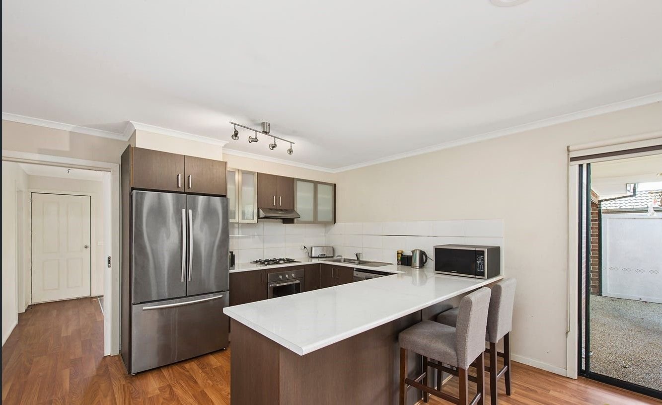 42 Hedwig Drive, Mooroolbark image 5