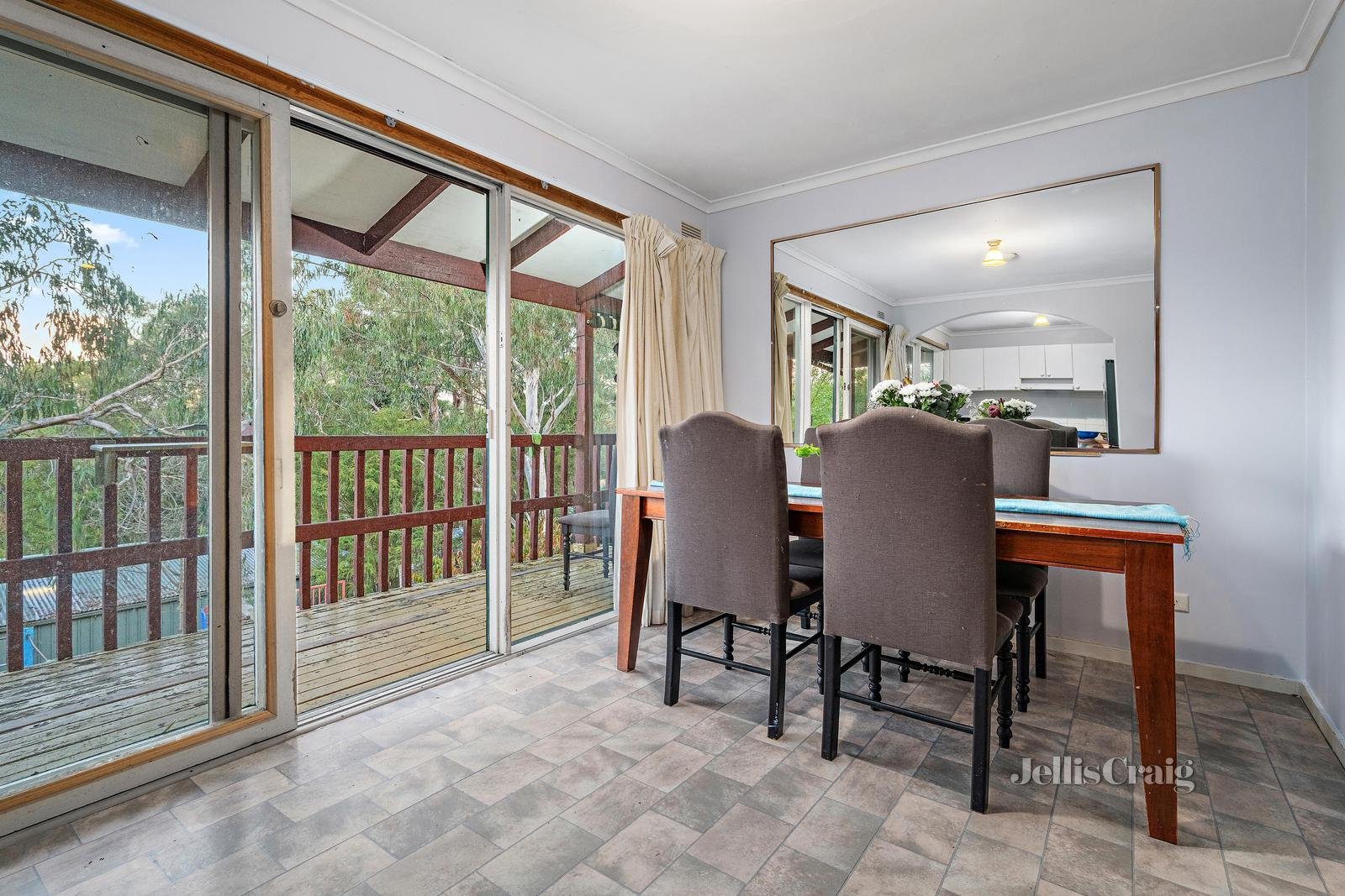 42 High Street, Seville East image 4