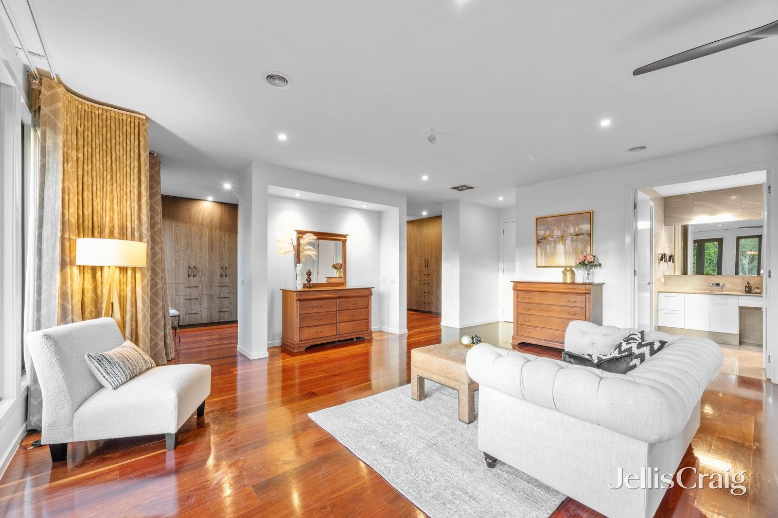42 Highvale Road, Glen Waverley image 18