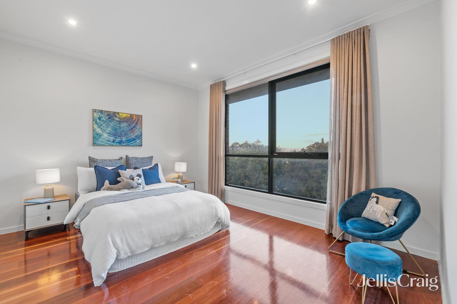 42 Highvale Road, Glen Waverley image 22