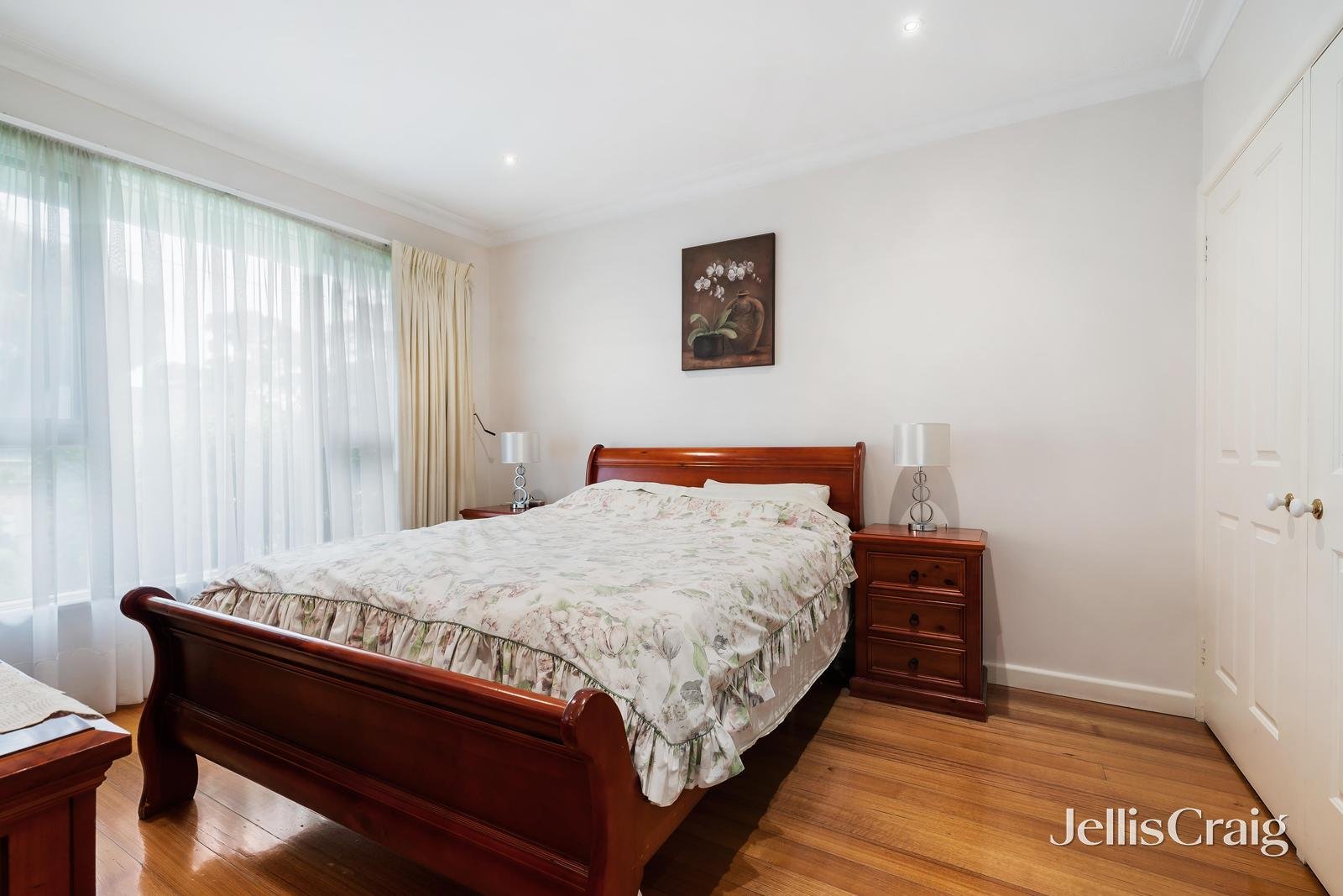 42 Joan Crescent, Burwood East image 5