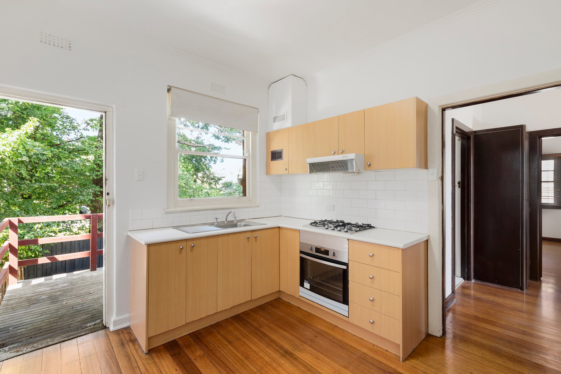 Property Gallery Thumbnail 3