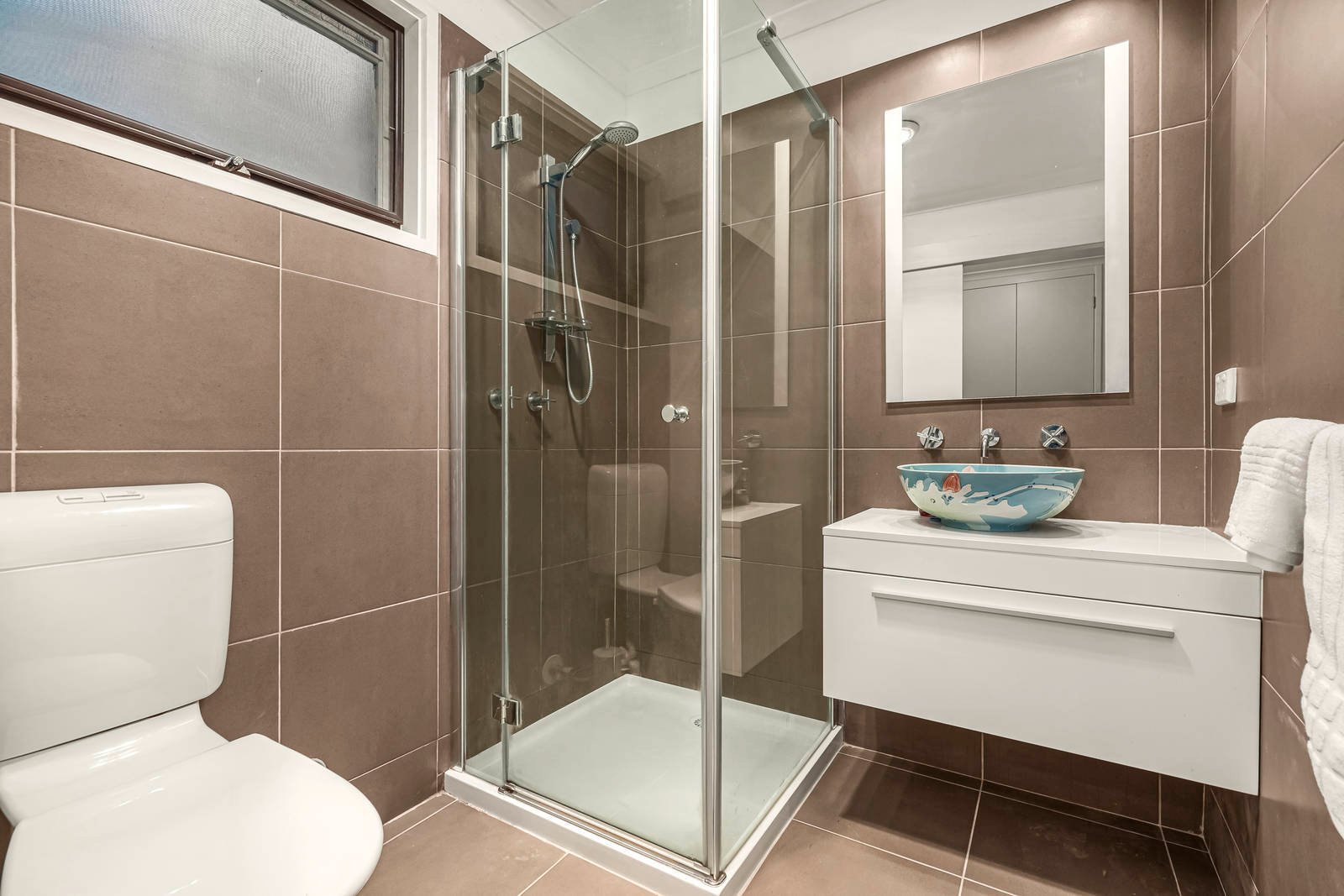 Property Gallery Thumbnail 8
