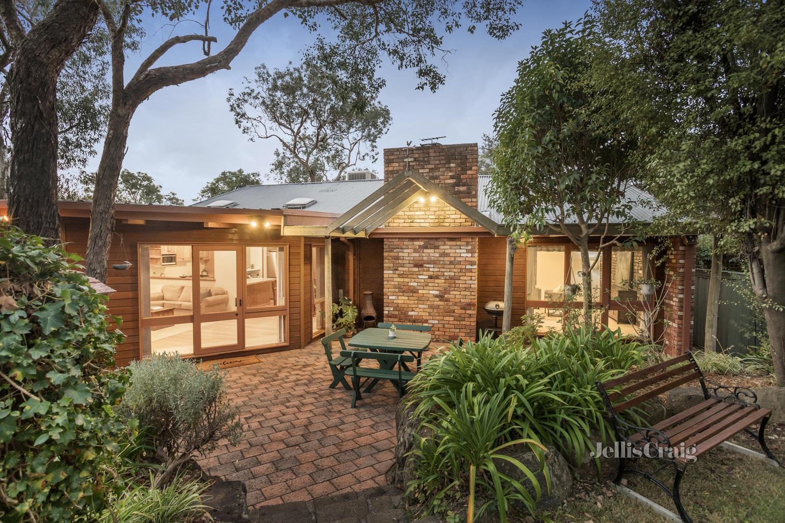 42 Manning Road, Eltham North image 15