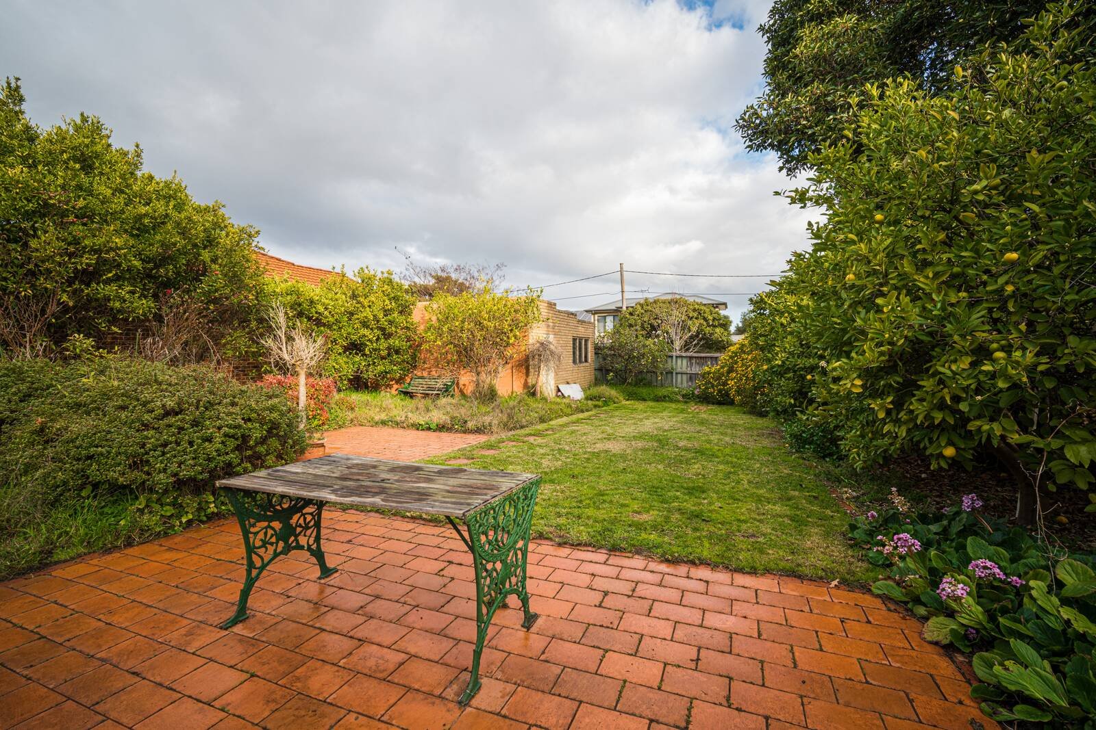Property Gallery Thumbnail 9