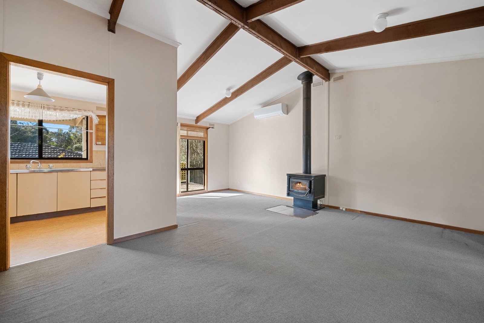 Property Gallery Thumbnail 4