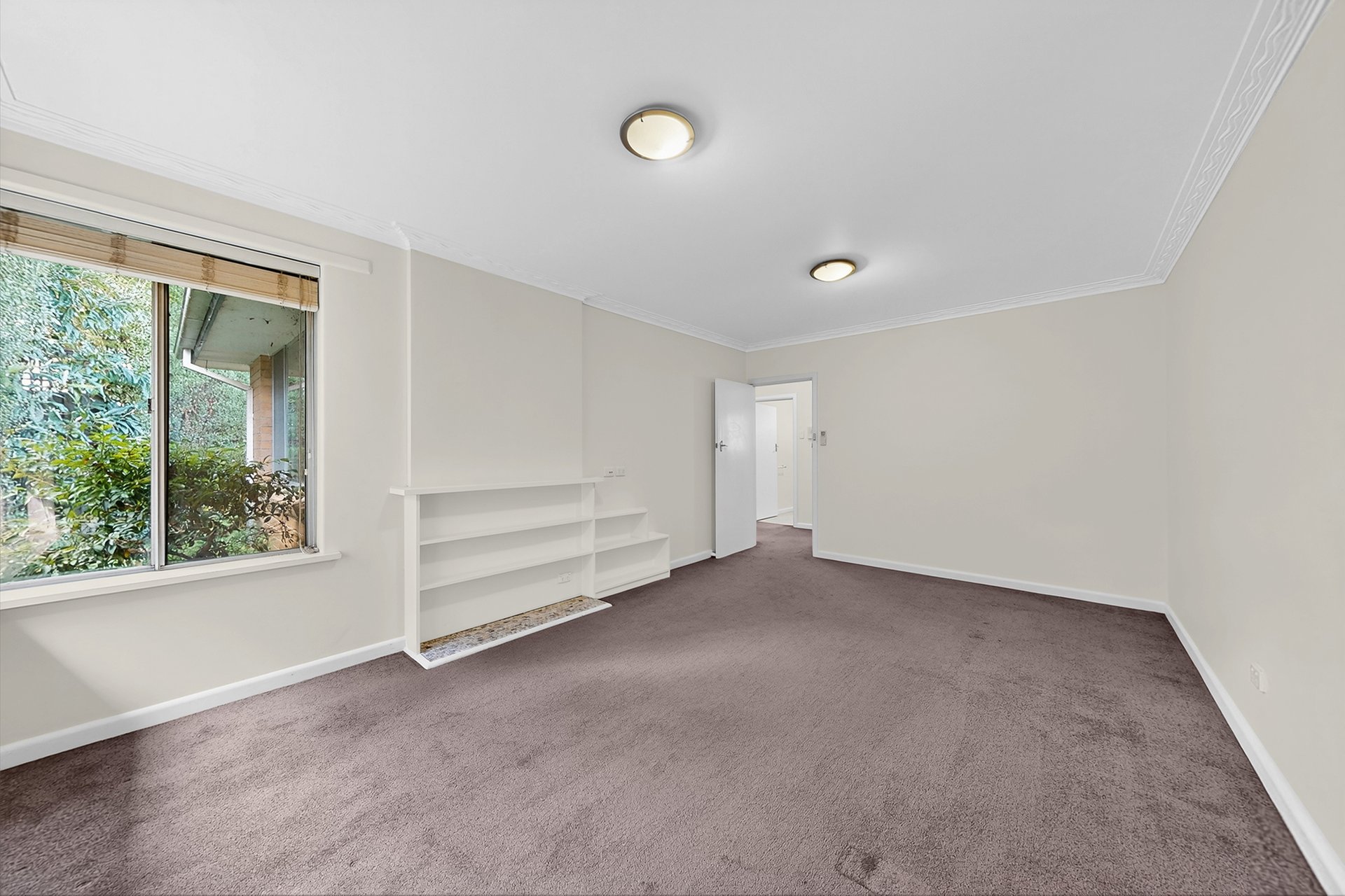 4/2 Marlborough Street, Mont Albert image 2