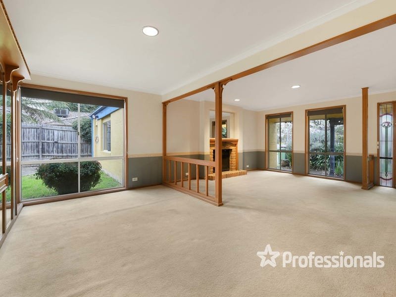 42 Maroondah Highway, Croydon image 3