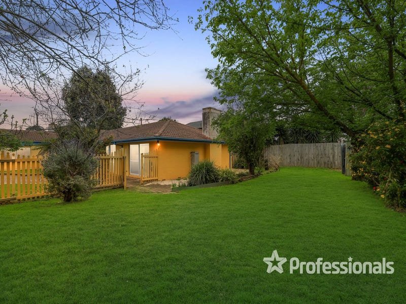 42 Maroondah Highway, Croydon image 17