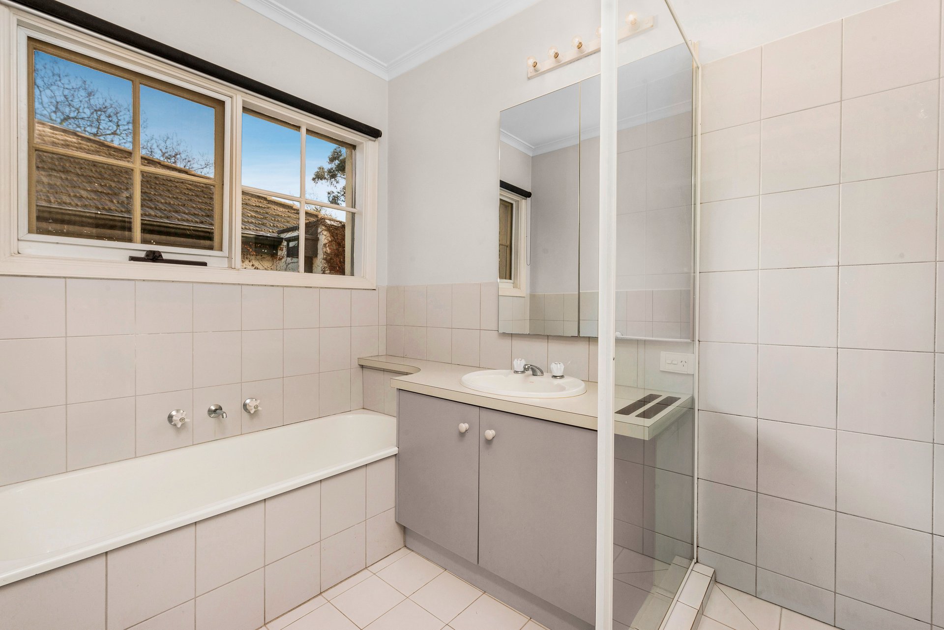 Property Gallery Thumbnail 5
