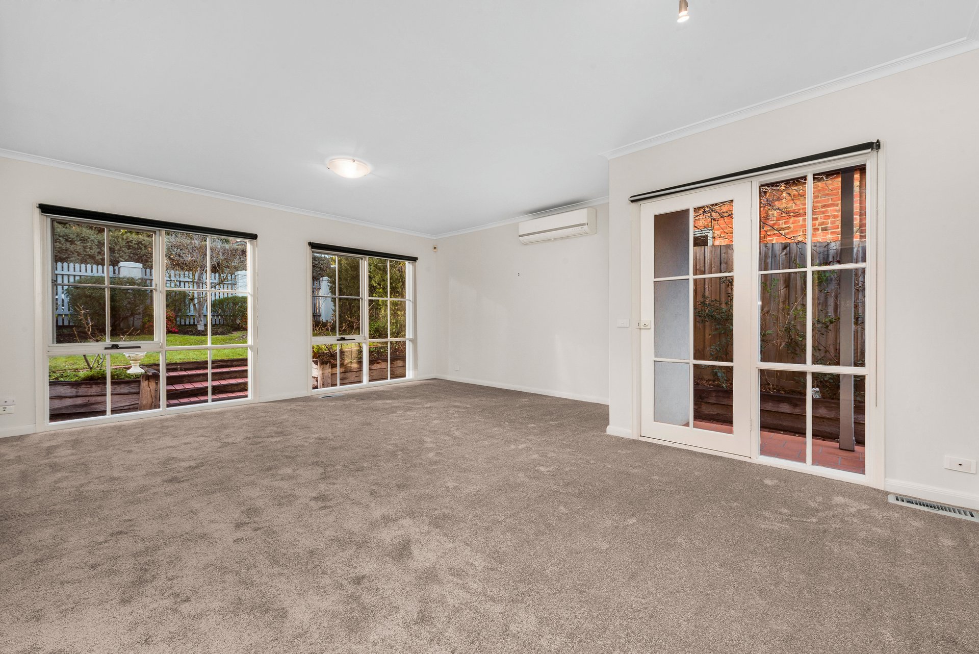 Property Gallery Thumbnail 4