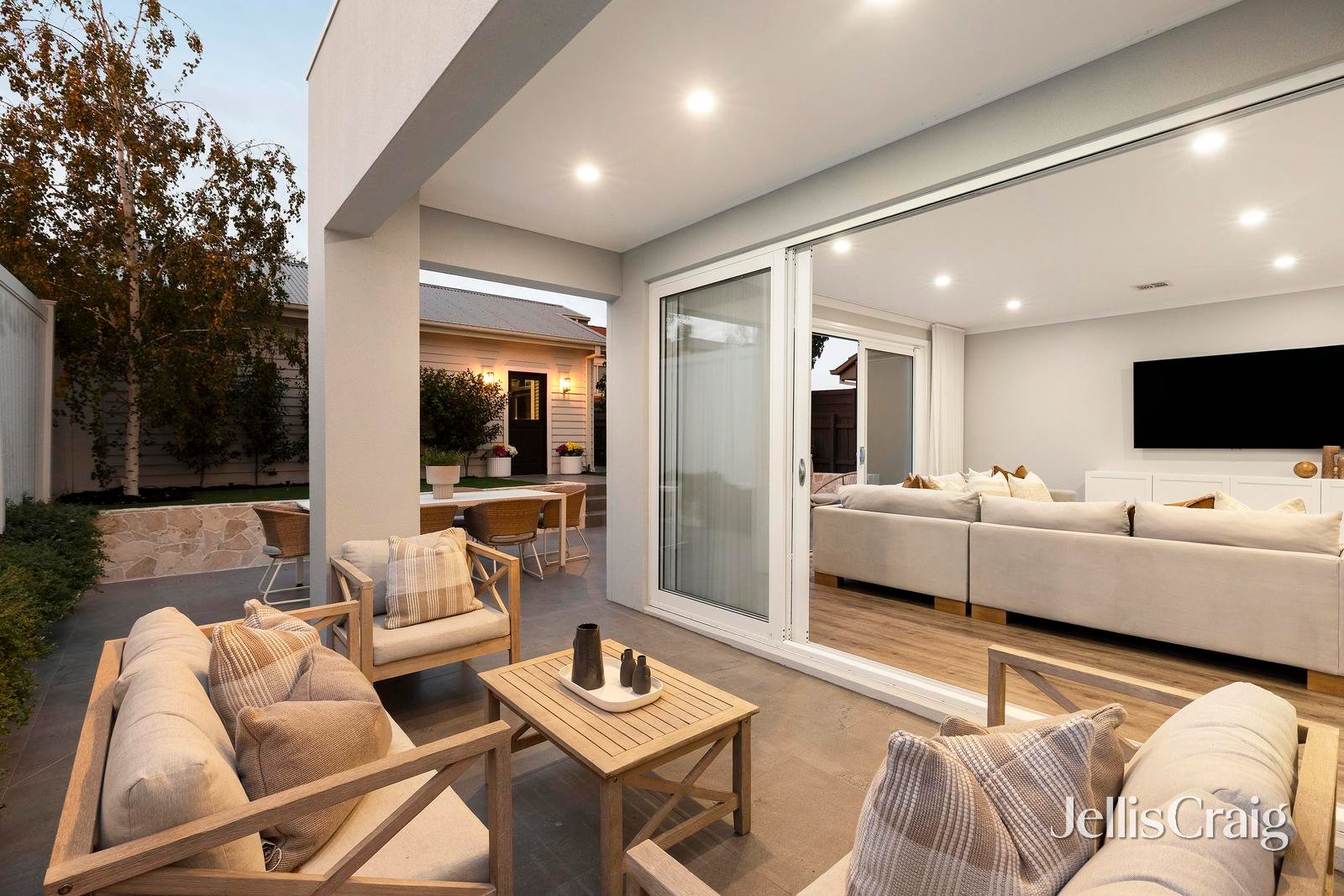 42 Mary Street, Essendon image 13