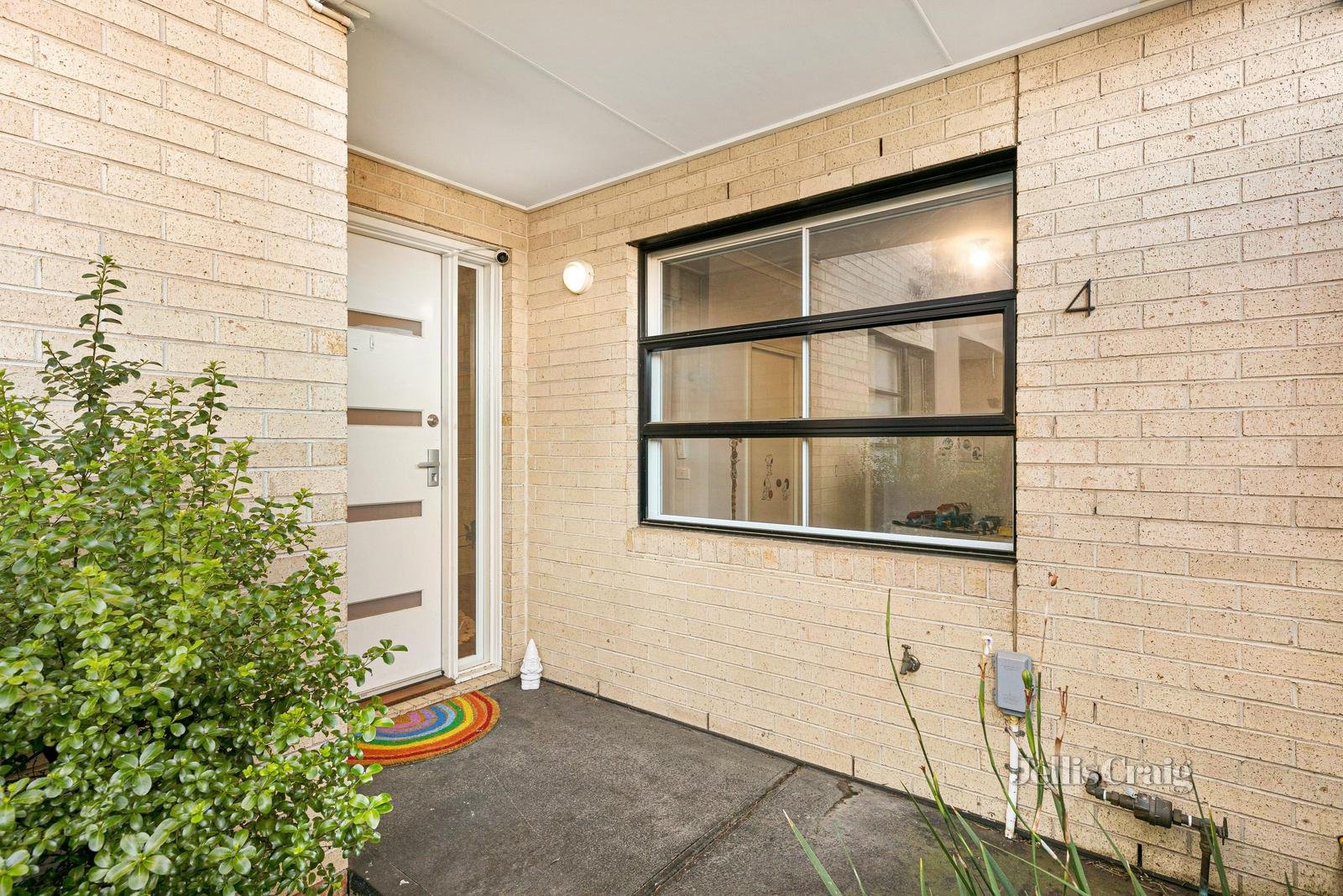 4/2 McCracken Avenue, Pascoe Vale image 6