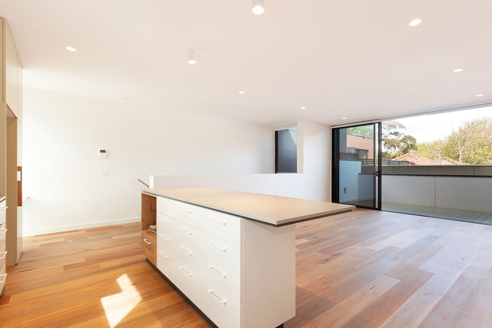 Property Gallery Thumbnail 3