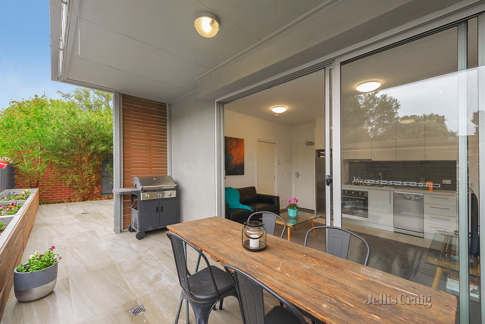 4/2 Middleborough Road, Burwood East image 2
