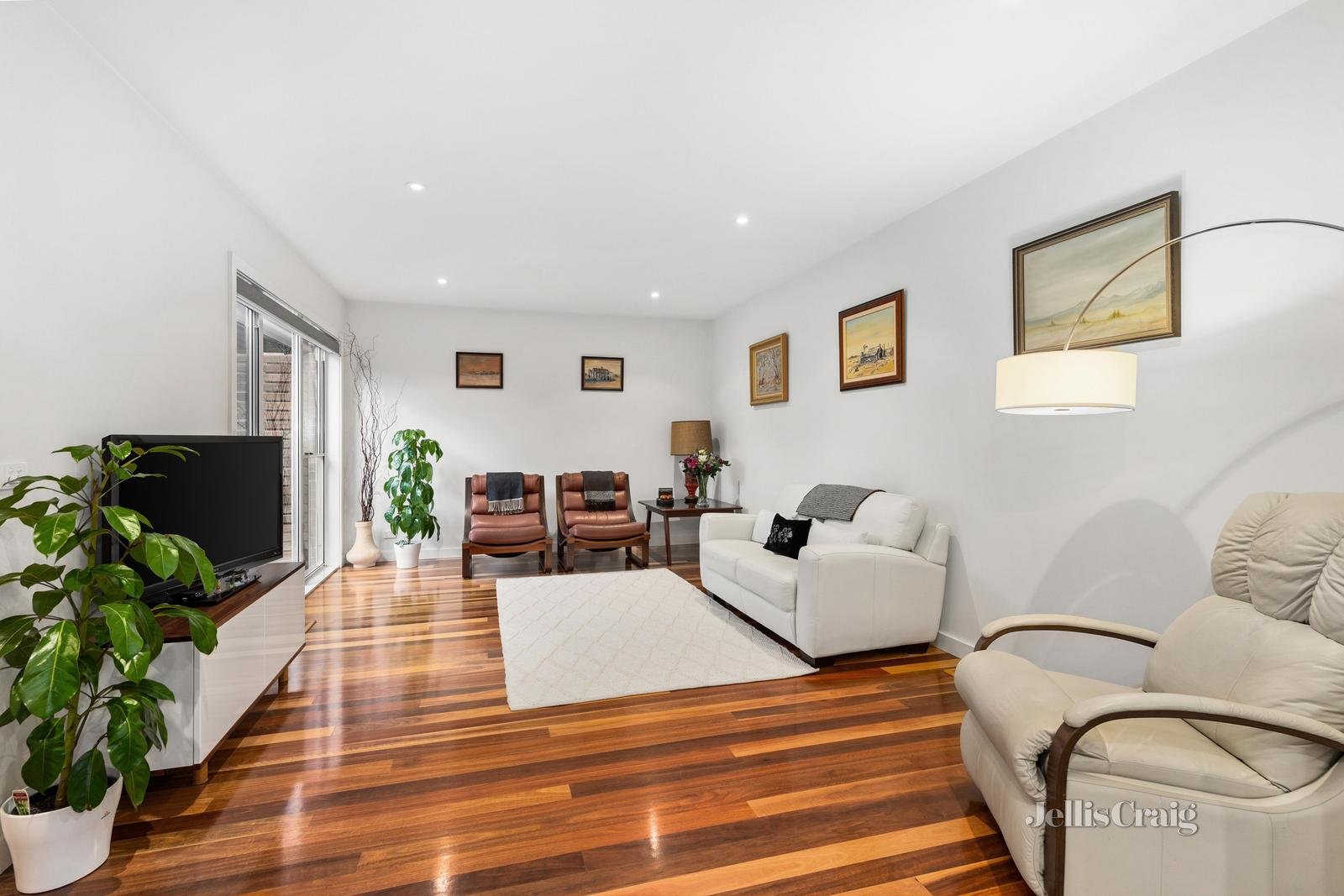 42 Mincha Avenue, Templestowe Lower image 2