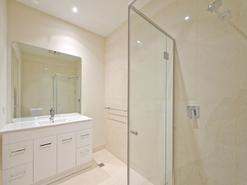 4/2 Minna Street, Blackburn image 4