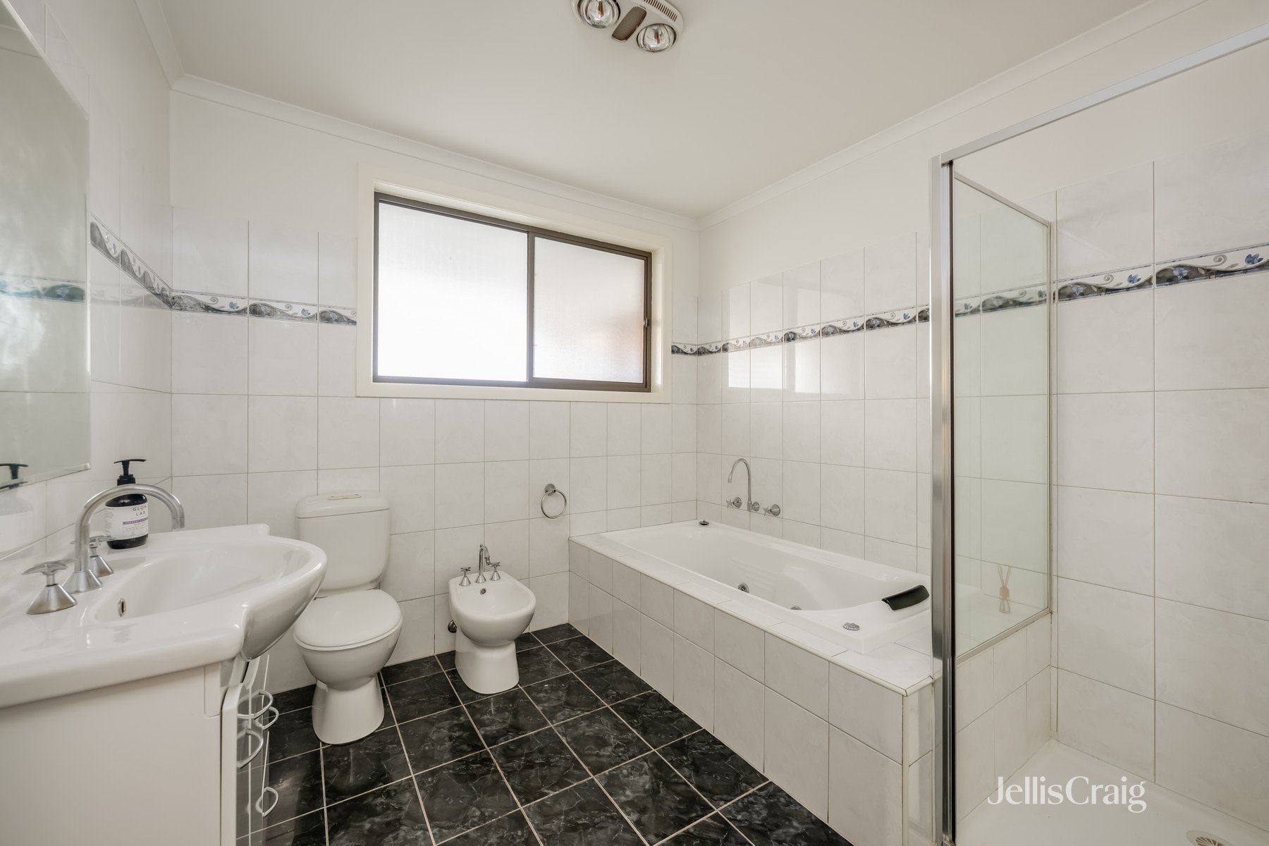 42 Moira Avenue, Reservoir image 5