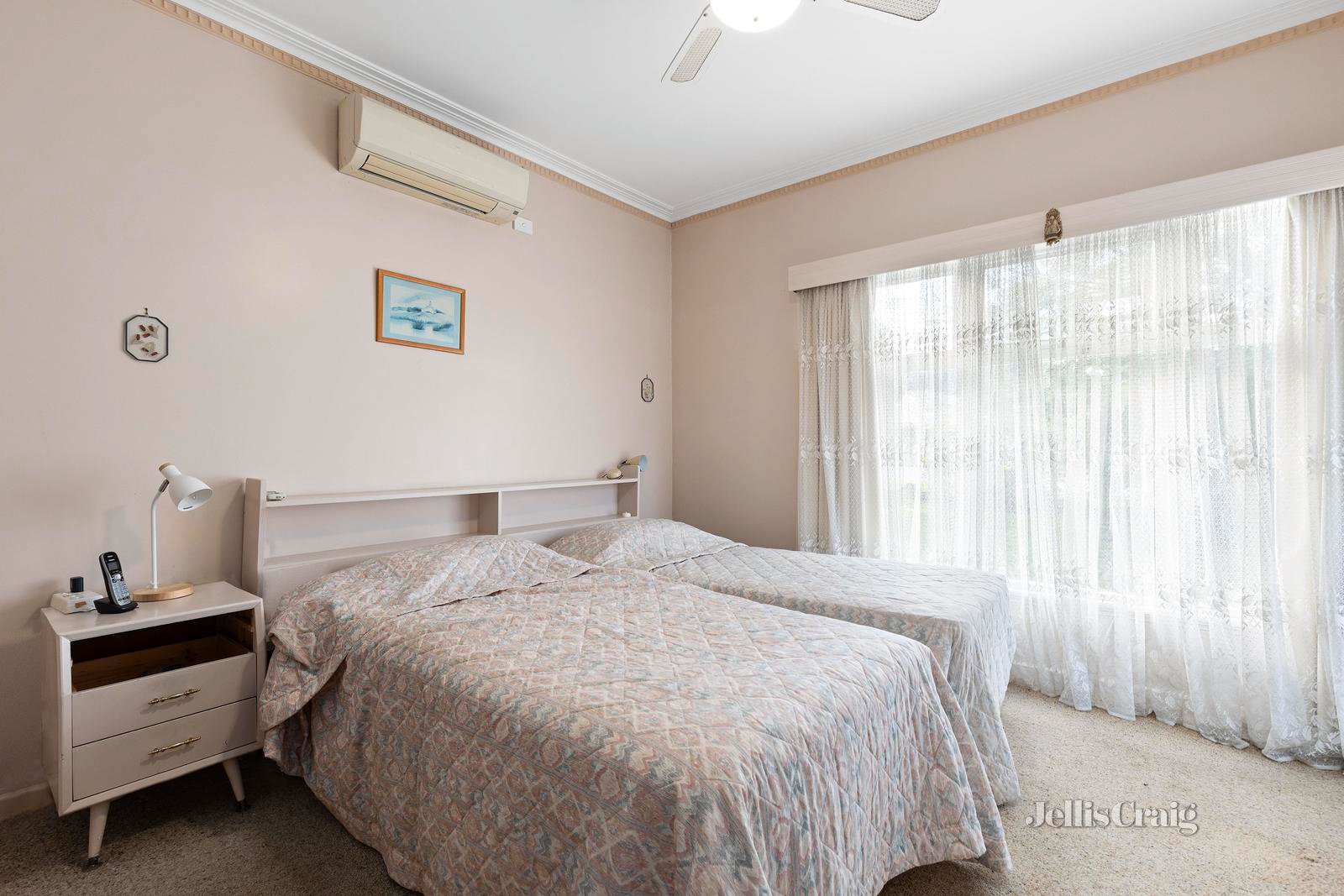 42 Morna Road, Doncaster East image 6