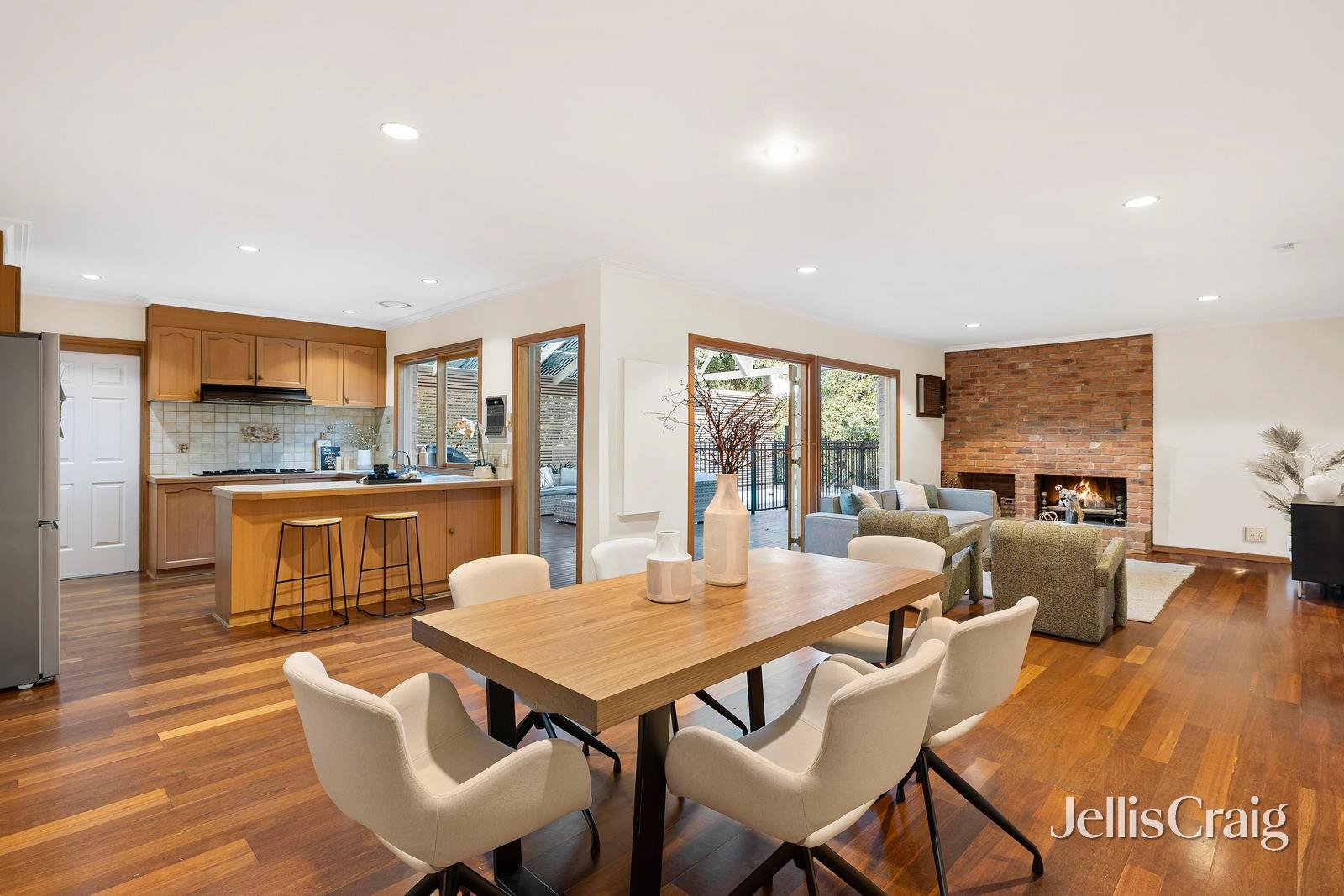 42 Newlands Crescent, Doncaster&nbsp;East image 3