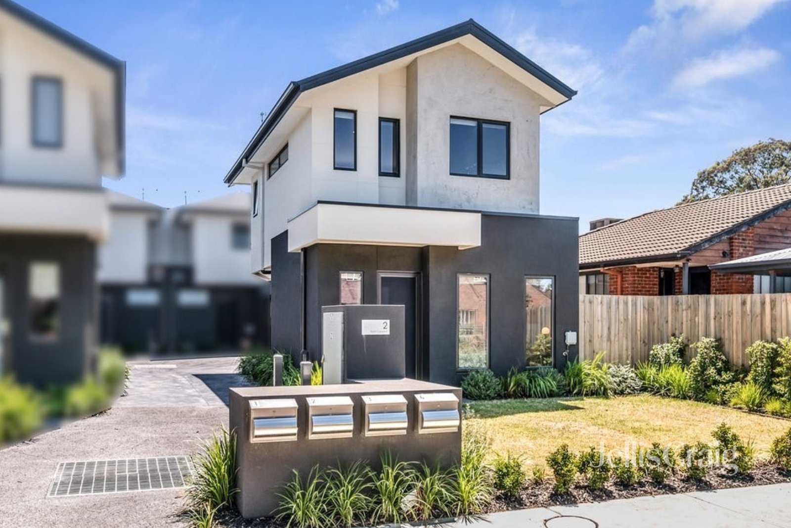 4/2 North Crescent, Heidelberg&nbsp;West image 1