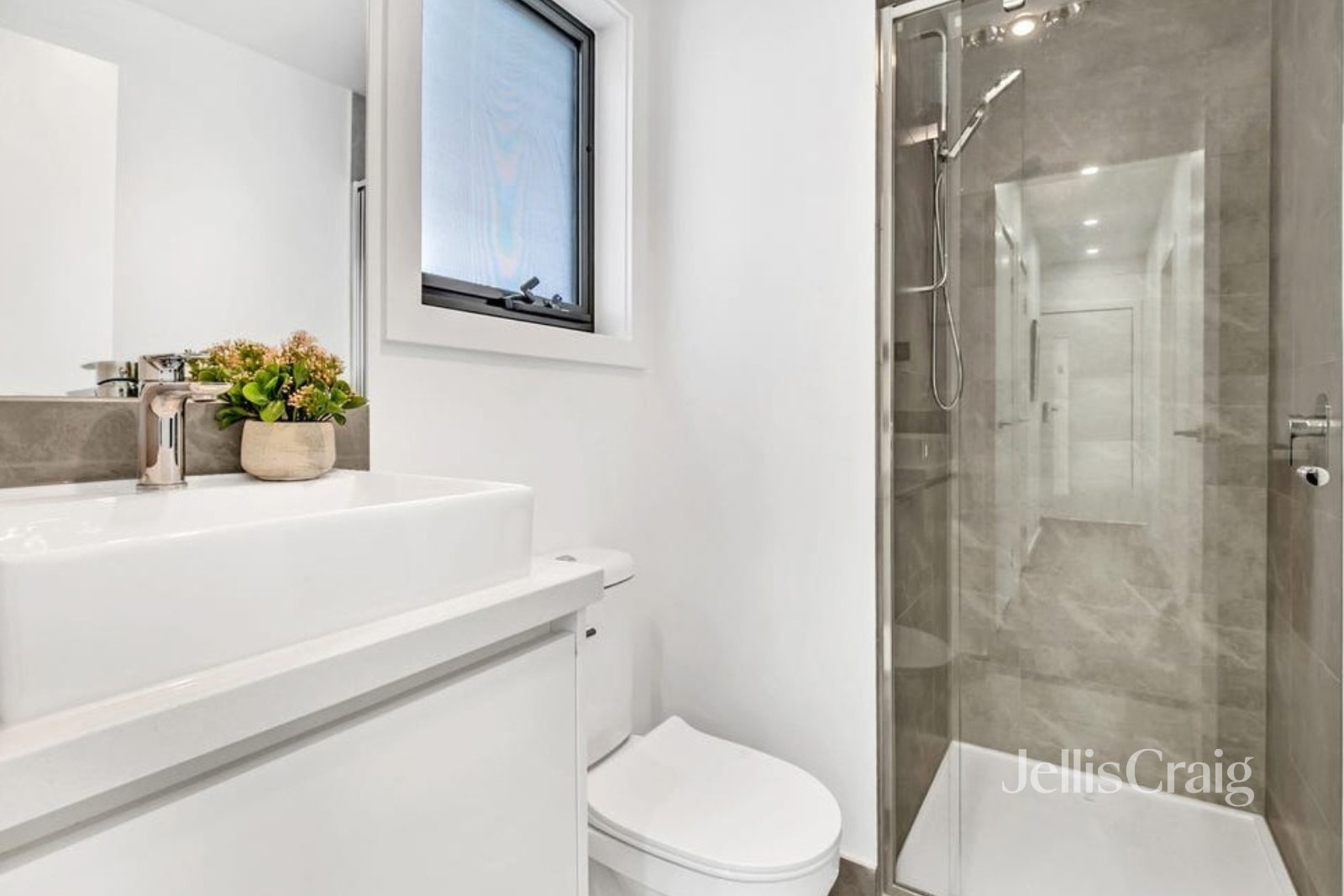 4/2 North Crescent, Heidelberg&nbsp;West image 11