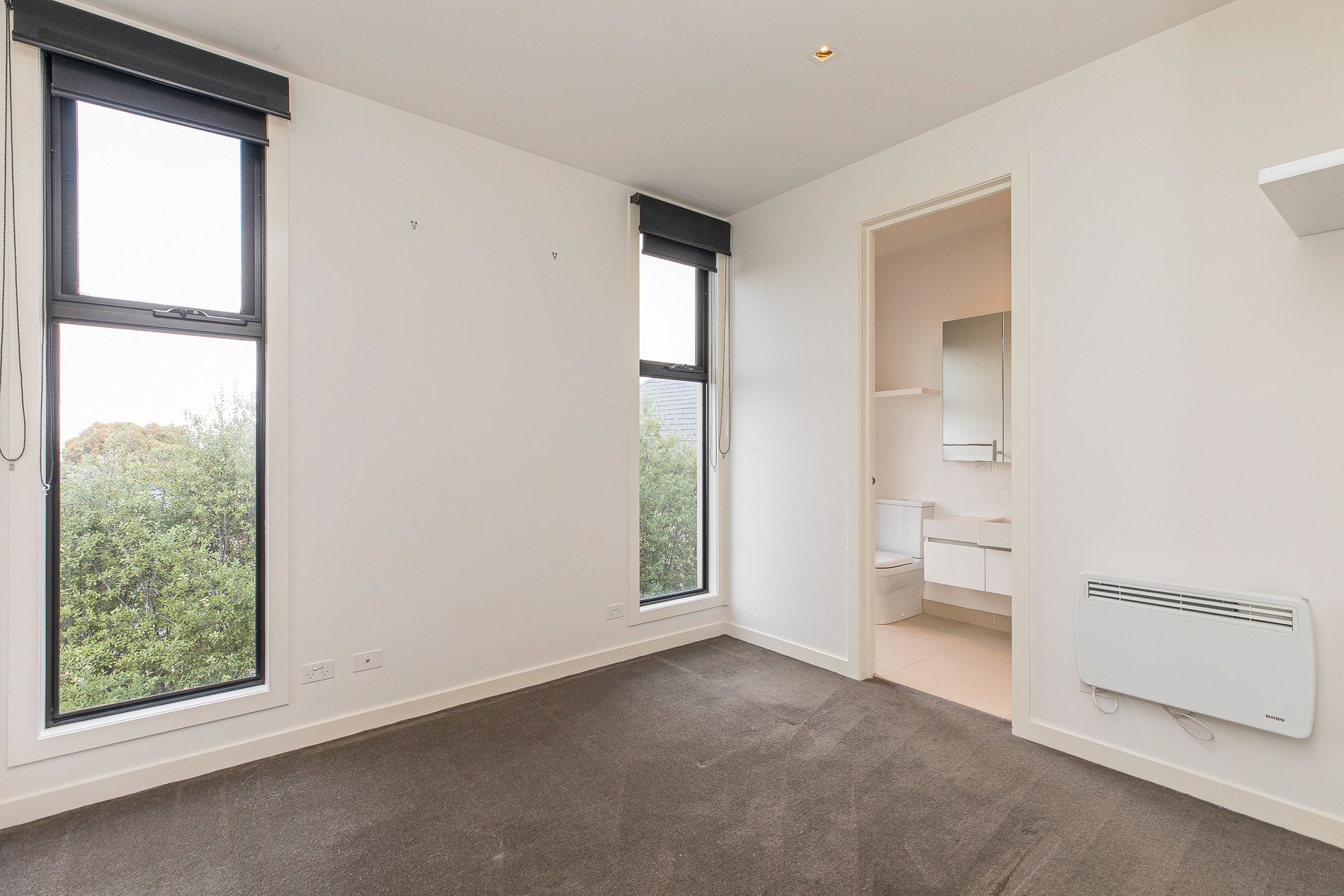 Property Gallery Thumbnail 5