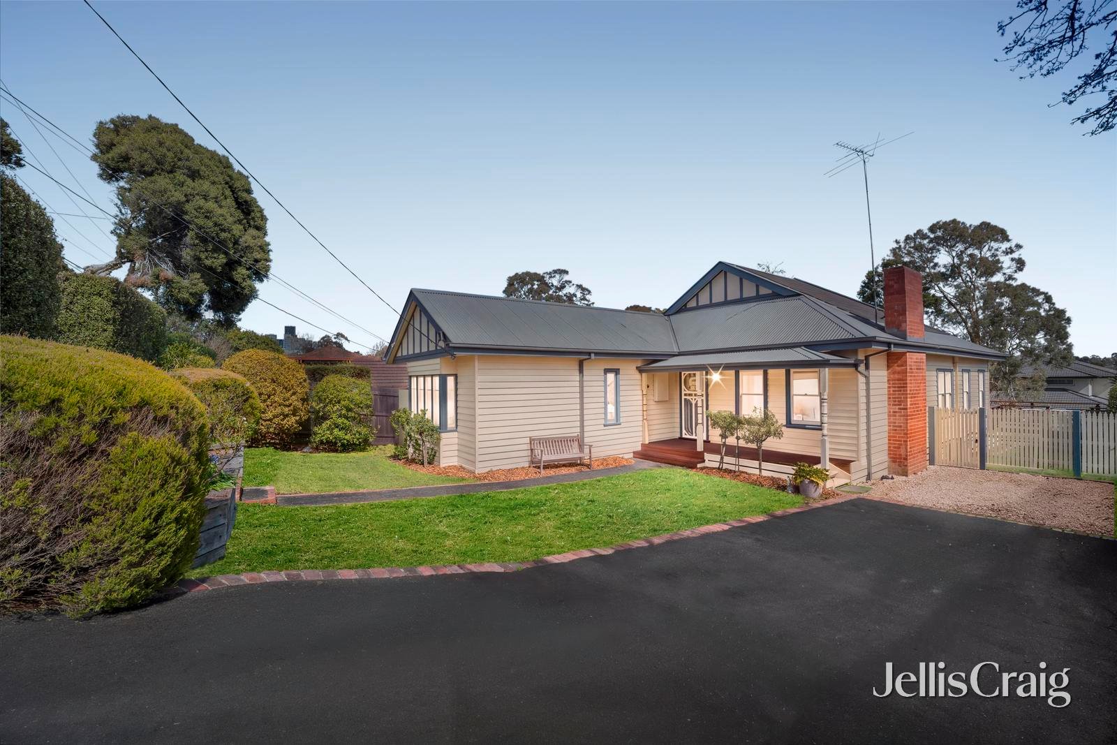 42 Olympiad Crescent, Box&nbsp;Hill&nbsp;North image 2