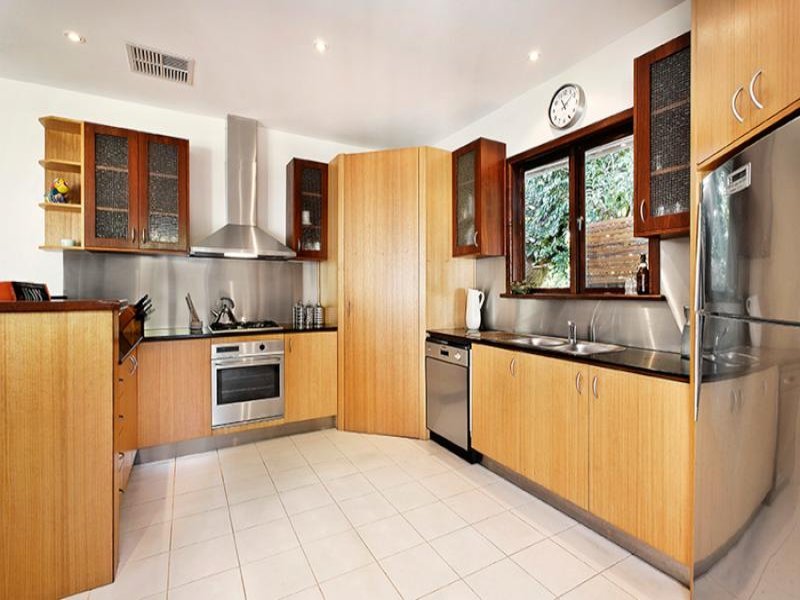 42 Orchard Crescent, Mont Albert North image 4