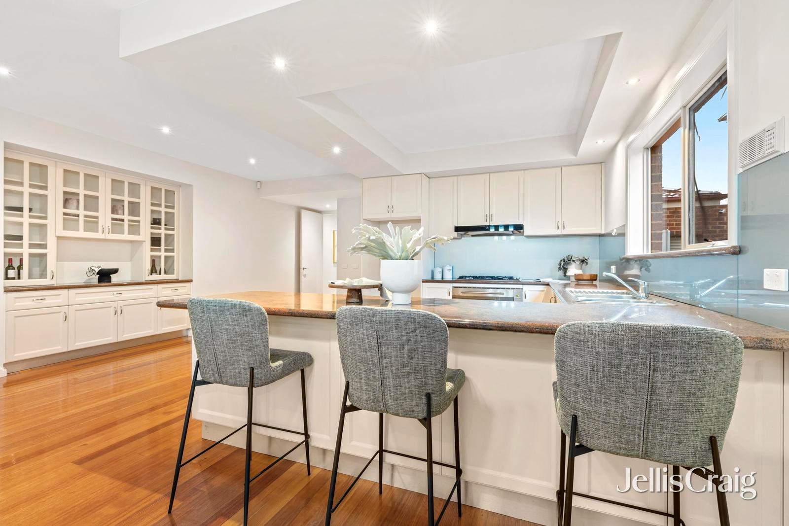 42 Panoramic Grove, Glen&nbsp;Waverley image 9