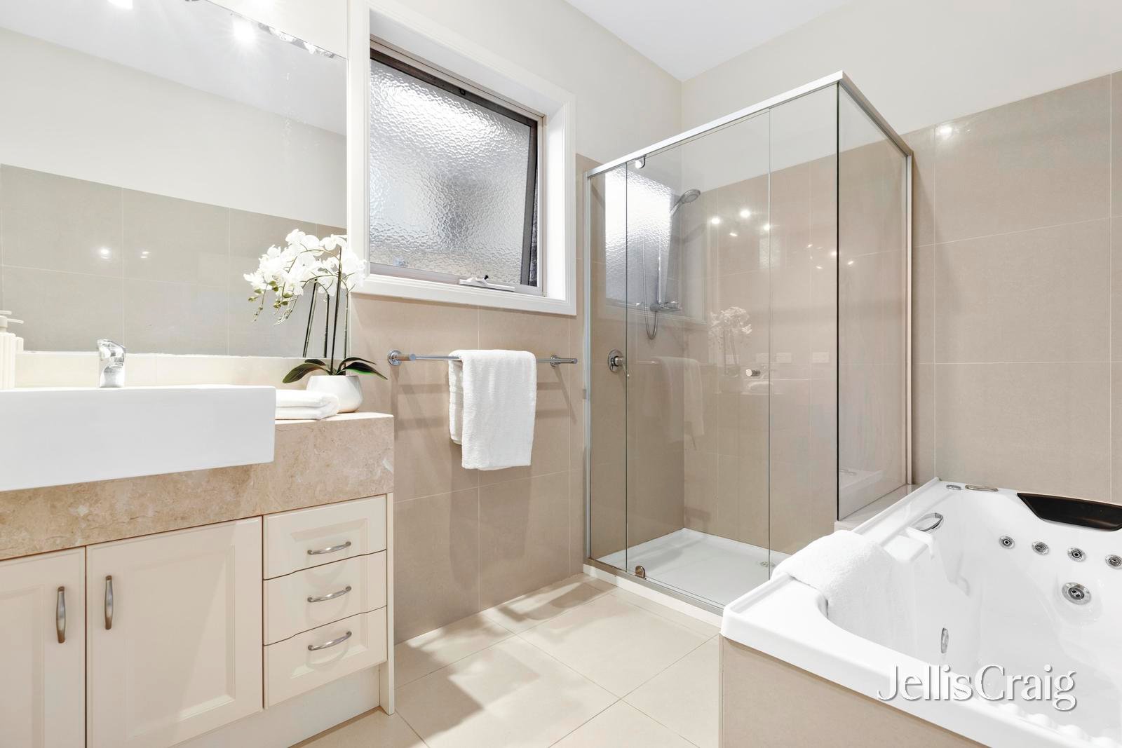 42 Panoramic Grove, Glen&nbsp;Waverley image 20
