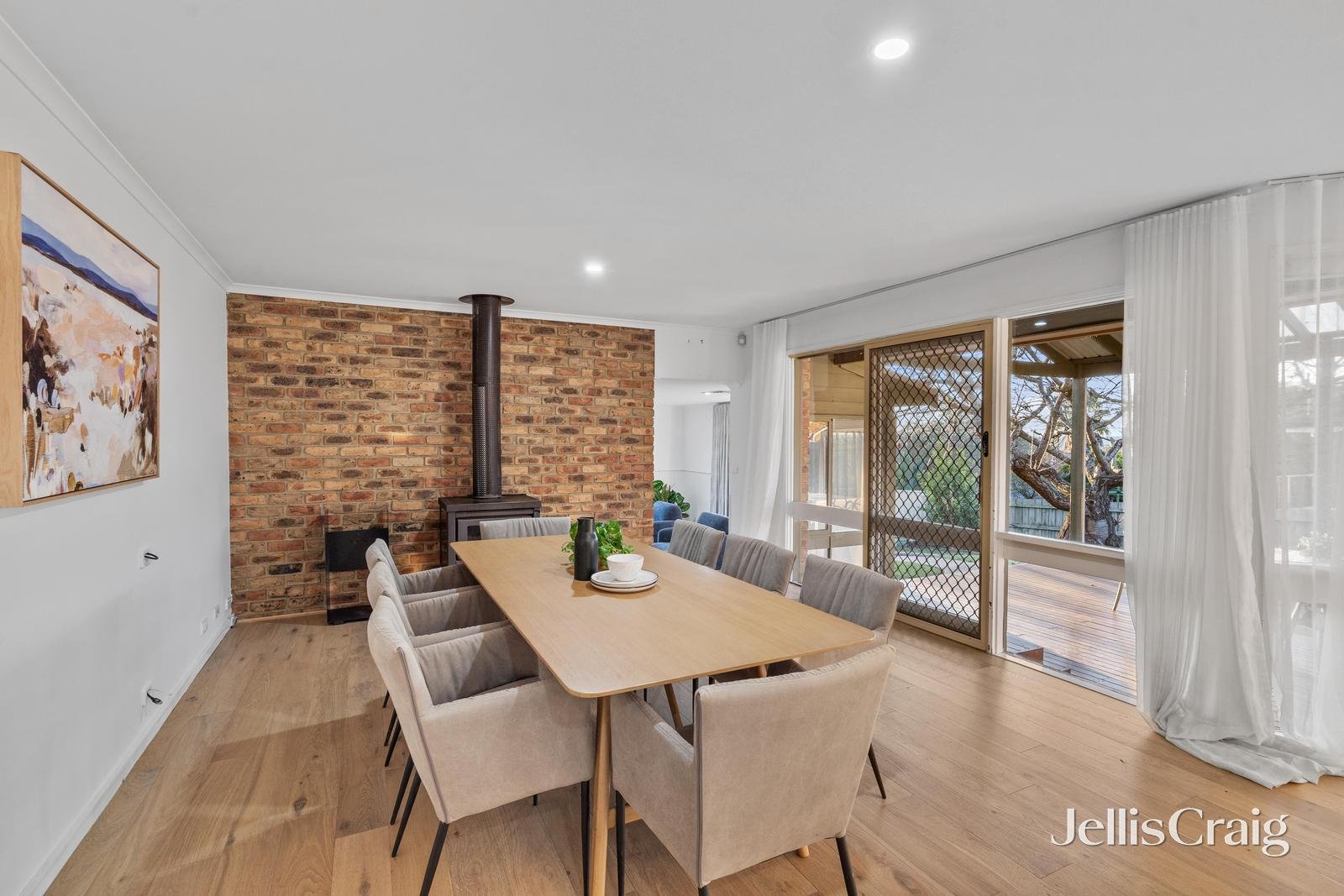 42 Partridge Way, Mooroolbark image 5