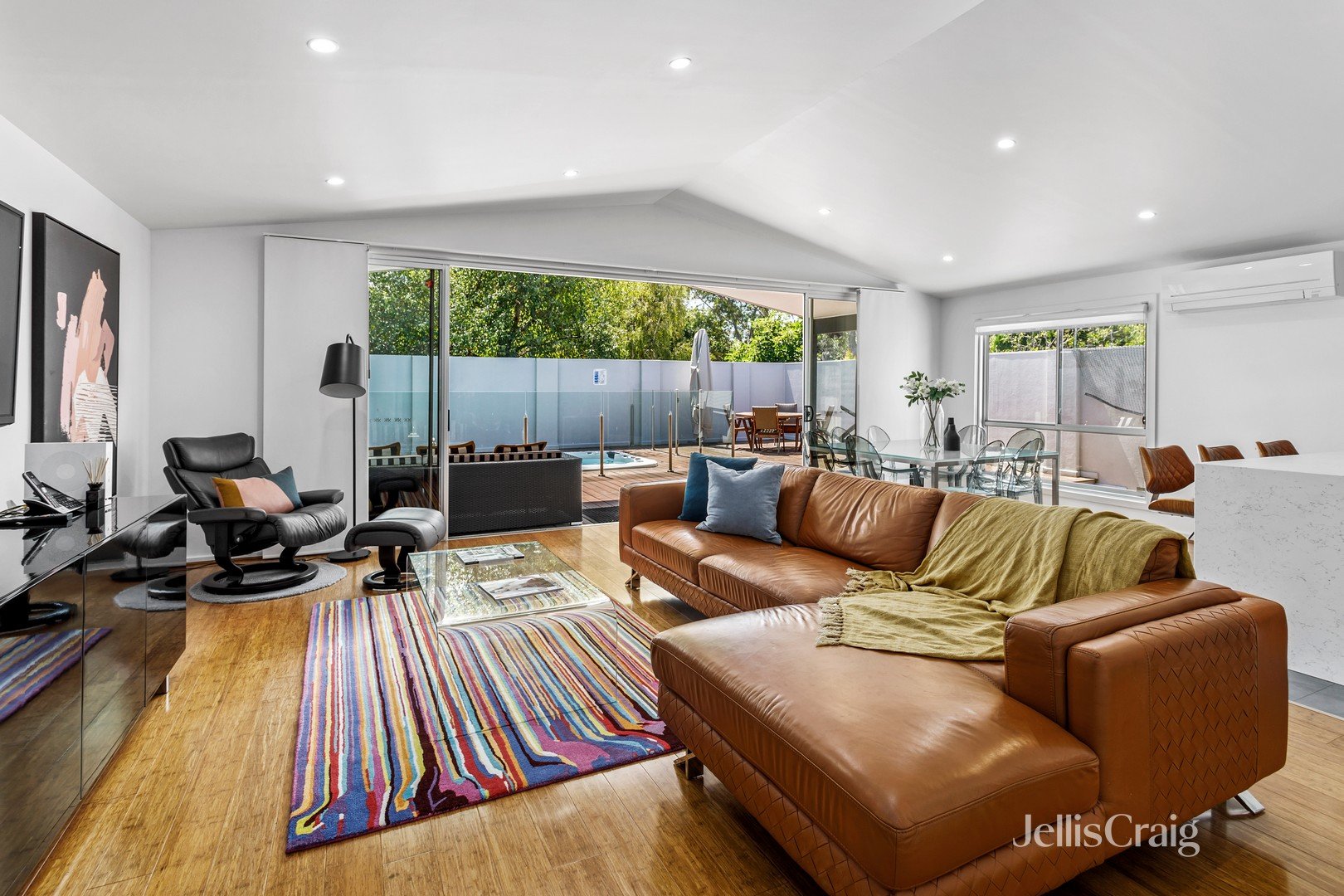 42 Peel Street, Newport image 3