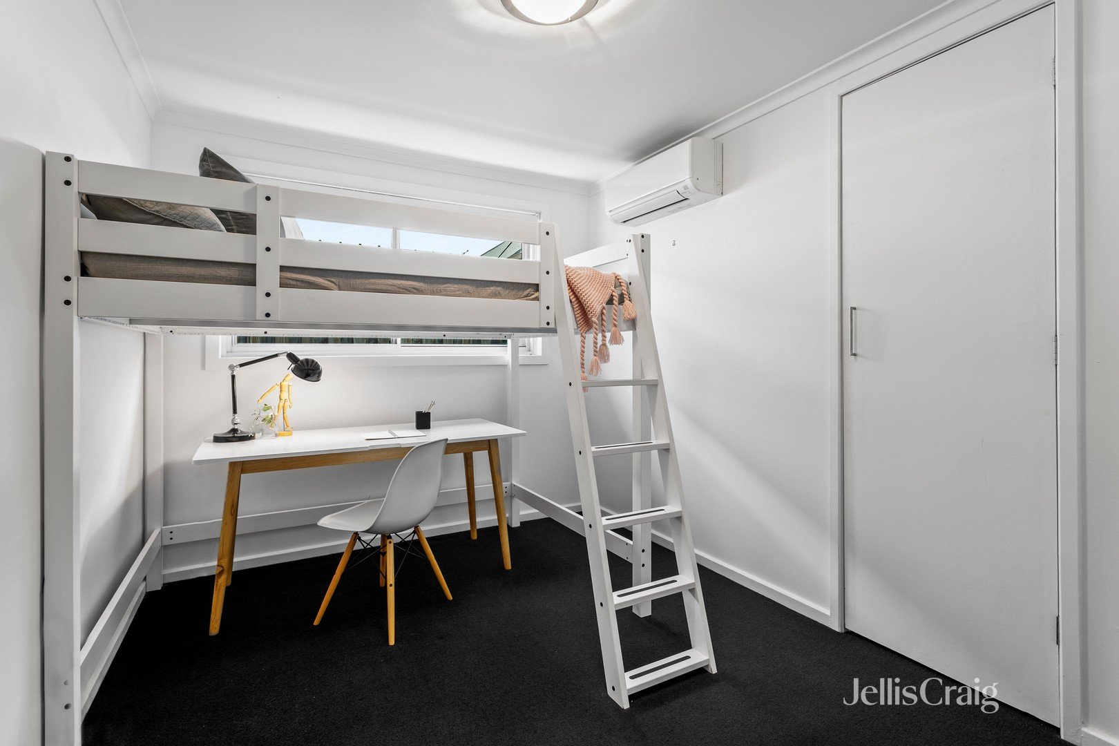 42 Peel Street, Newport image 10