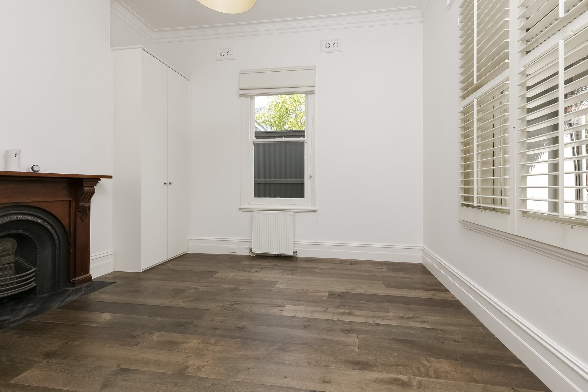 Property Gallery Thumbnail 3