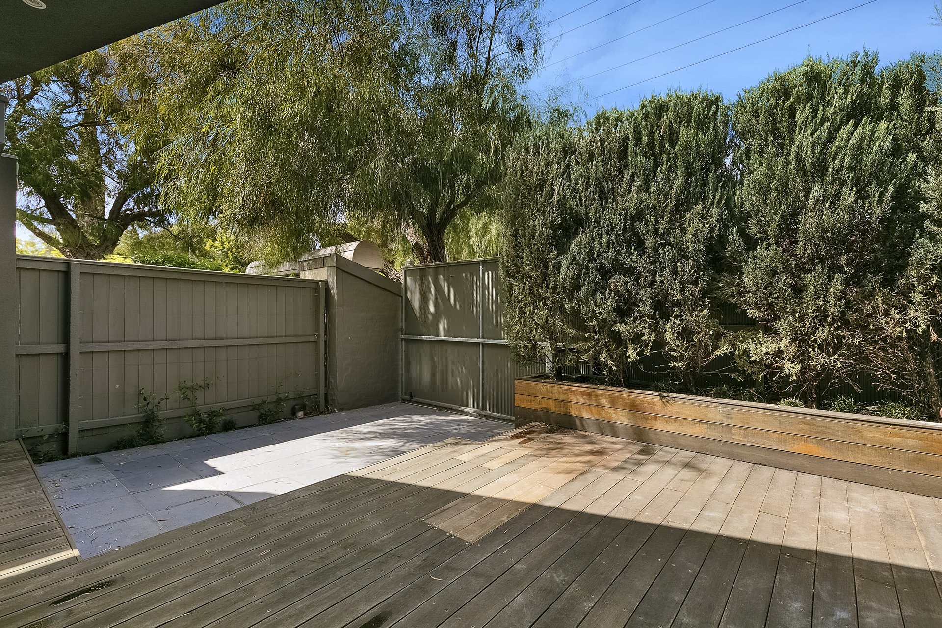 Property Gallery Thumbnail 6
