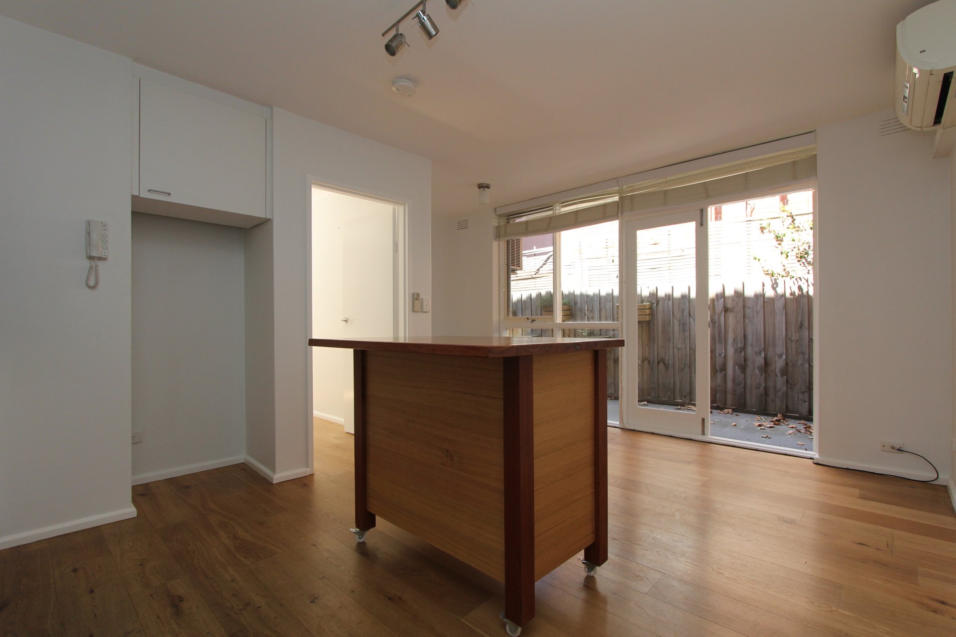 Property Gallery Thumbnail 2
