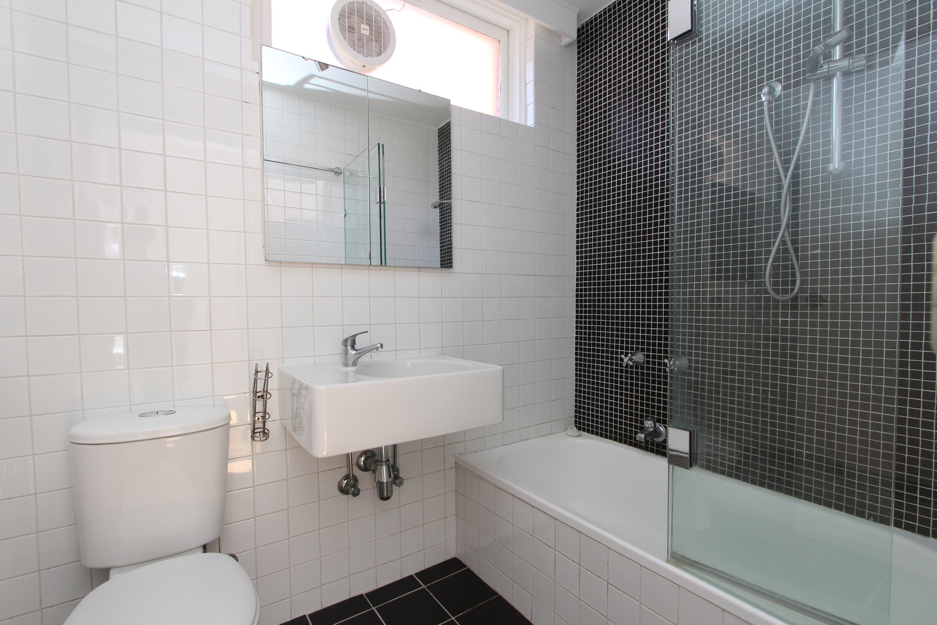 Property Gallery Thumbnail 5