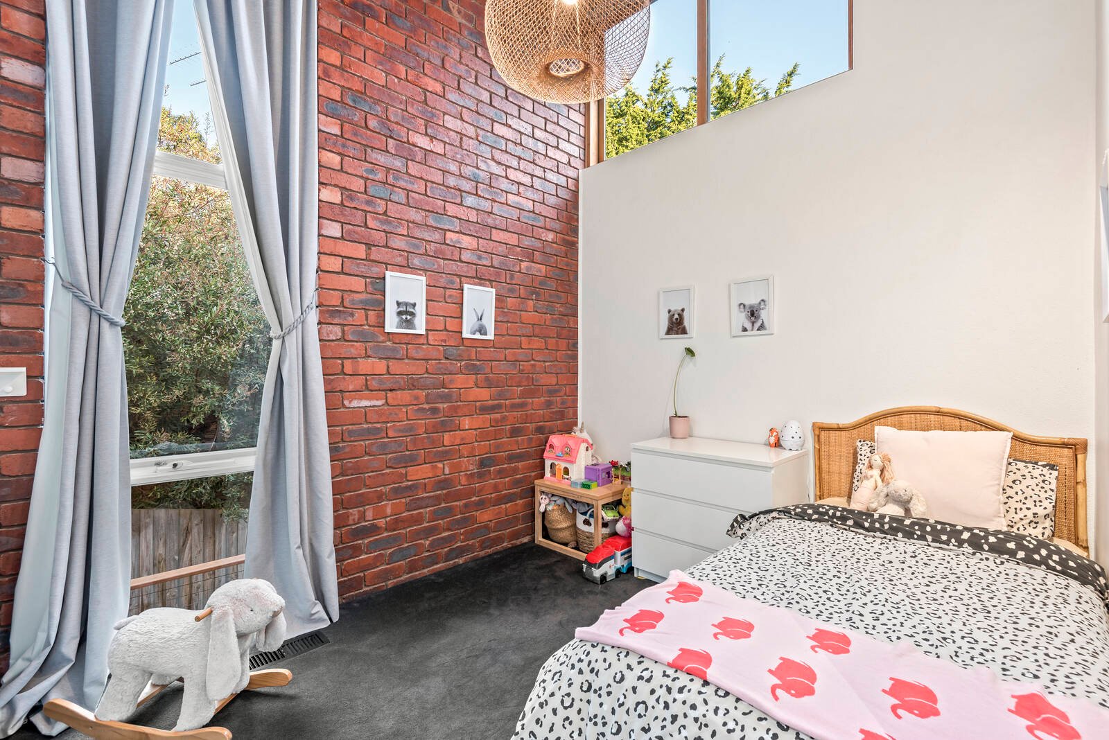 Property Gallery Thumbnail 17