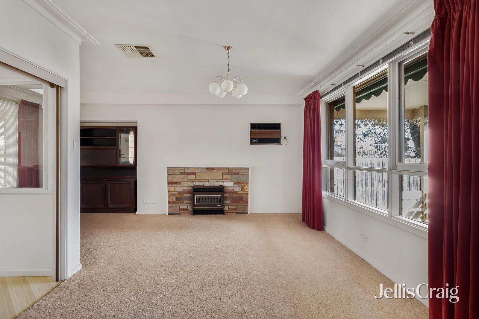 42 Royena Road, Moorabbin image 2