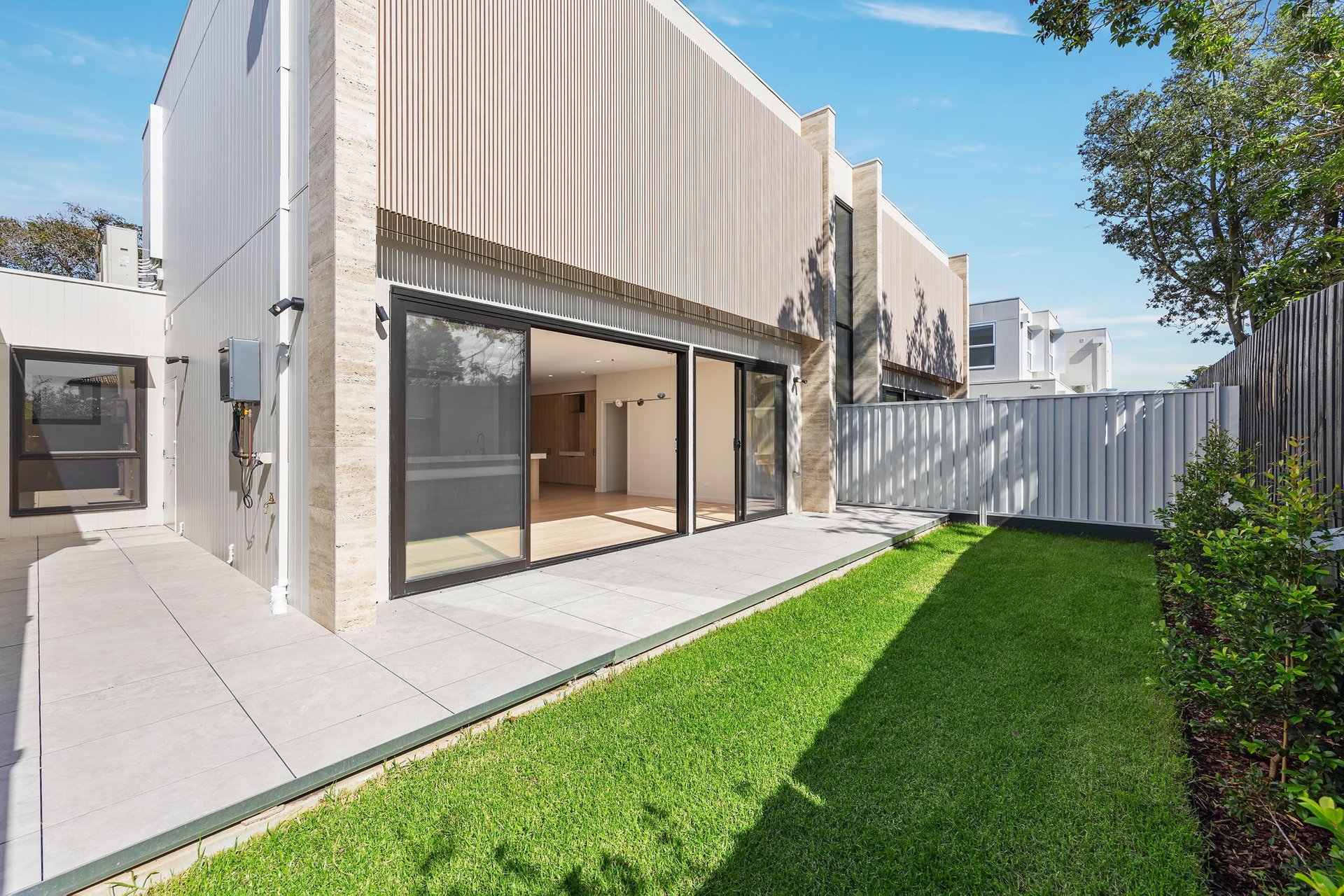 4/2 Ruda Street, Doncaster image 1