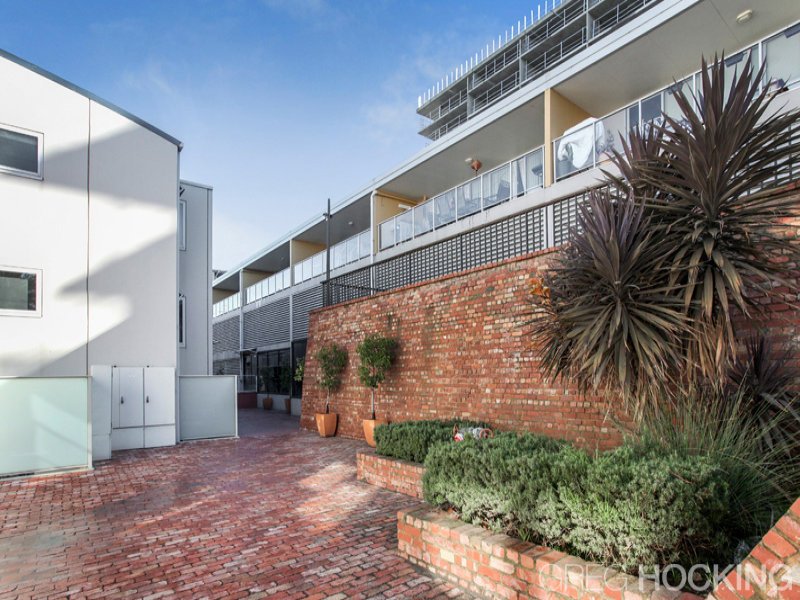 4/2 Saltriver Place, Footscray image 12