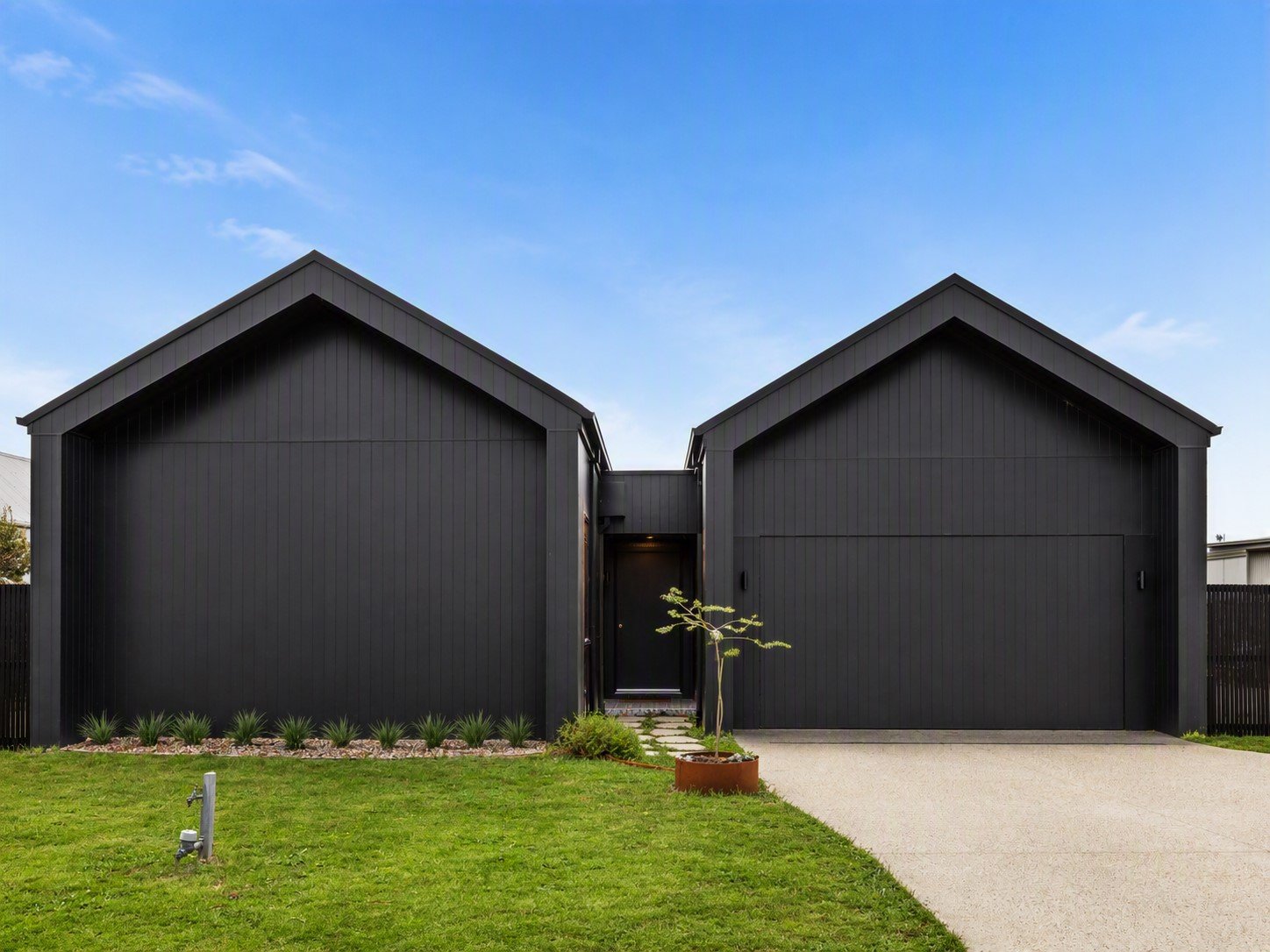 42 Samphire Drive, Connewarre image 1