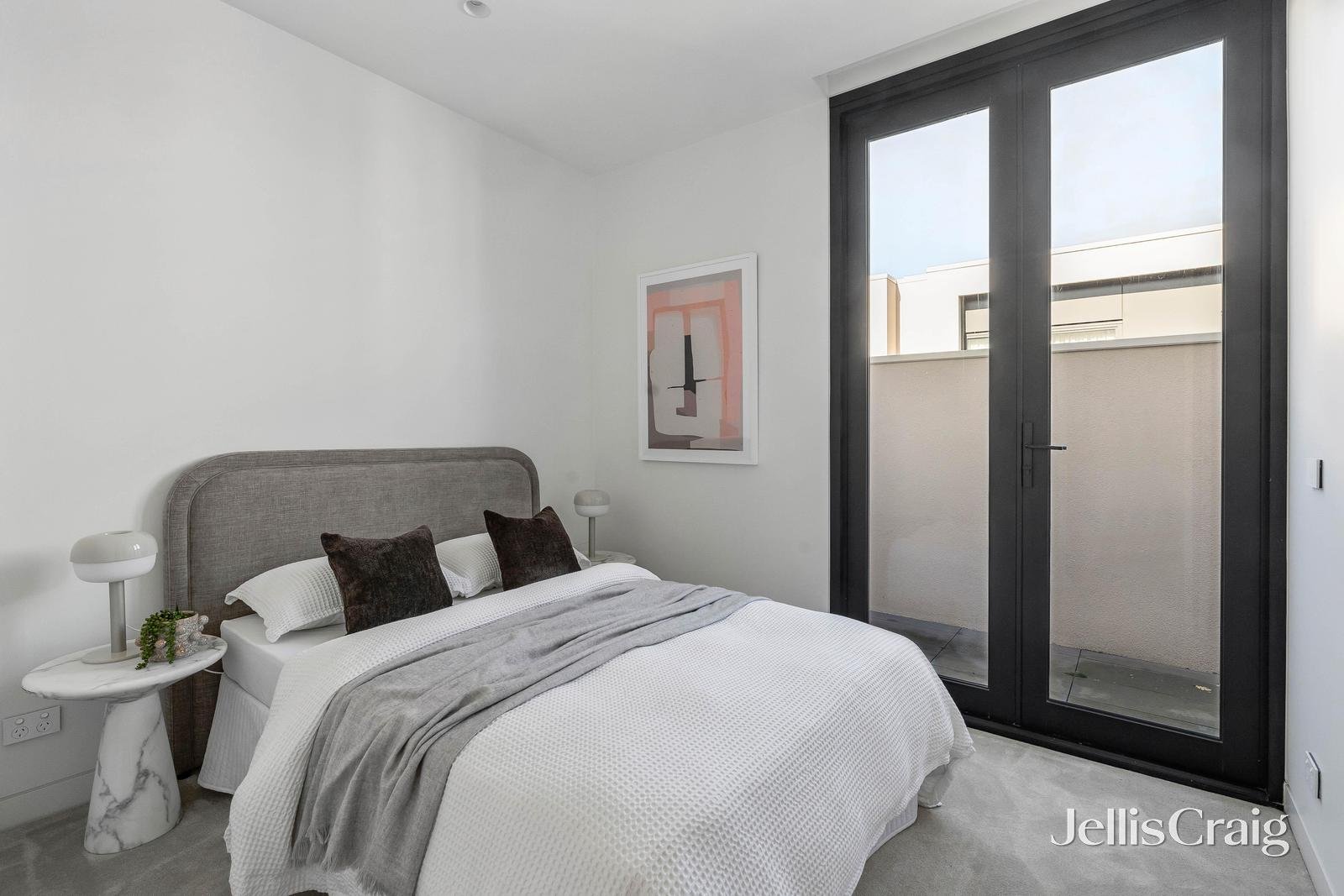 4/2 Scott Grove, Glen Iris image 10