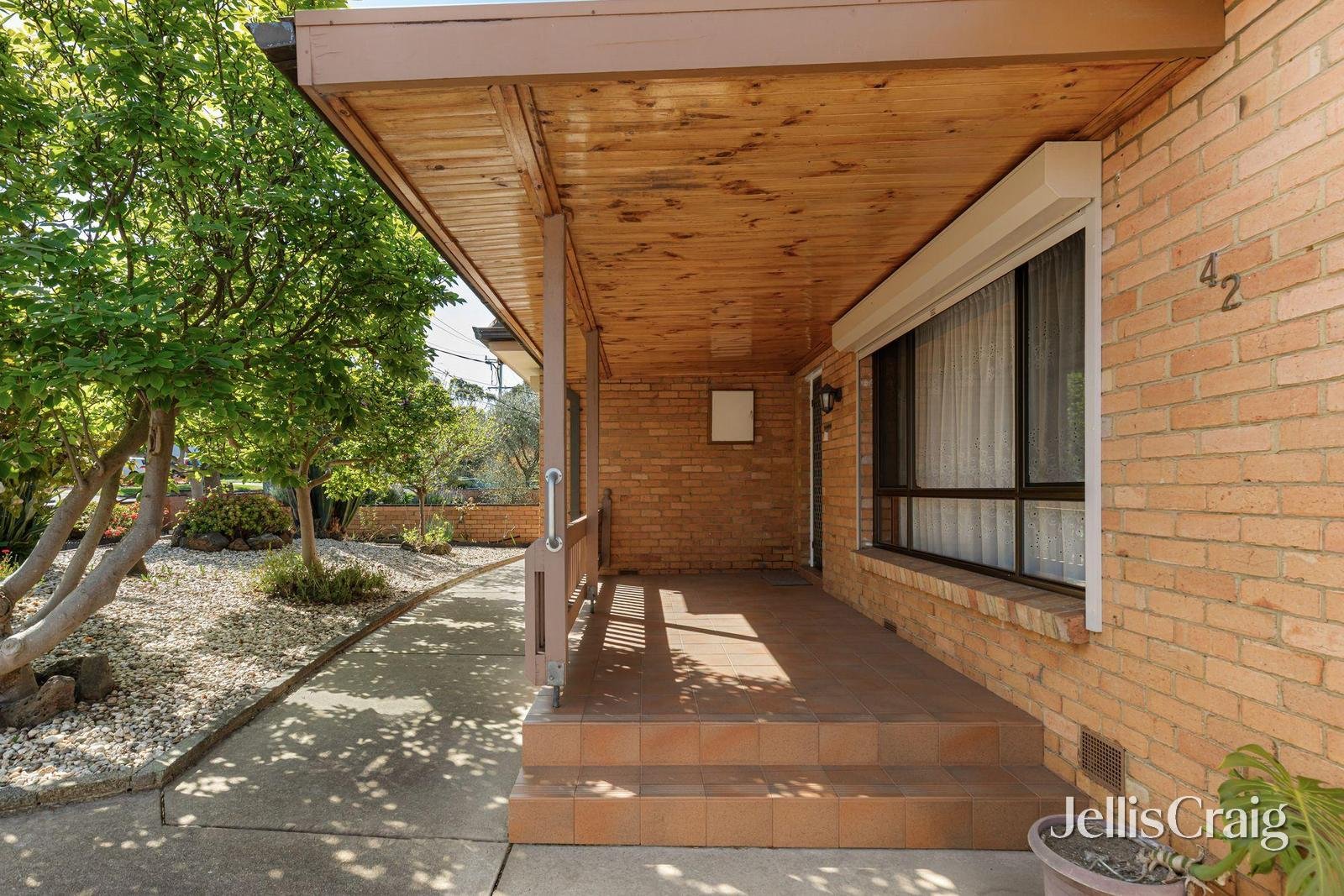 42 Sheila Street, Preston image 11