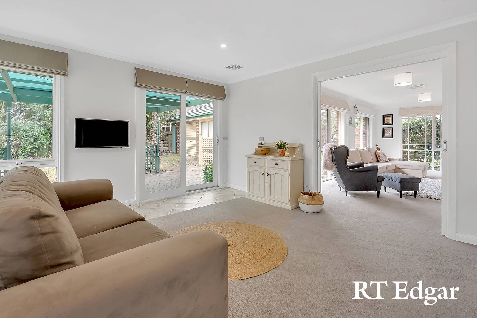 Property Gallery Thumbnail 9